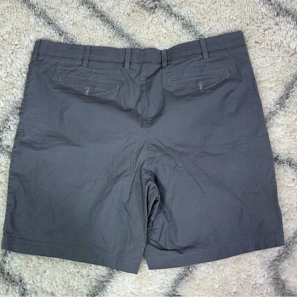 Apt. 9 Men's Charcoal Flat Front Shorts - Picture 3 of 6